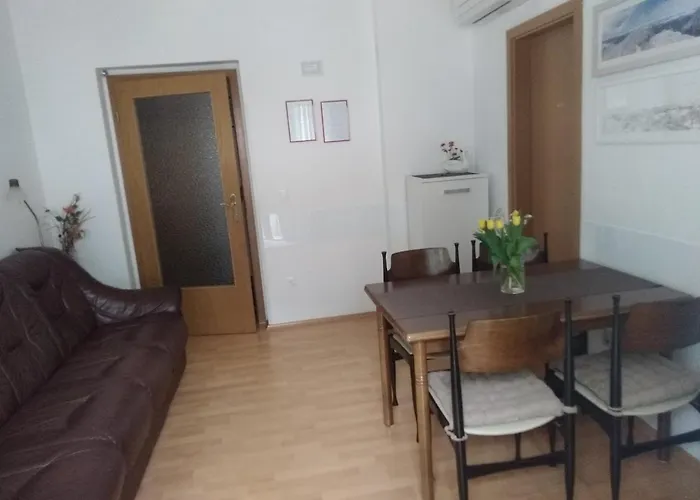 Apartma Mama * 보베츠